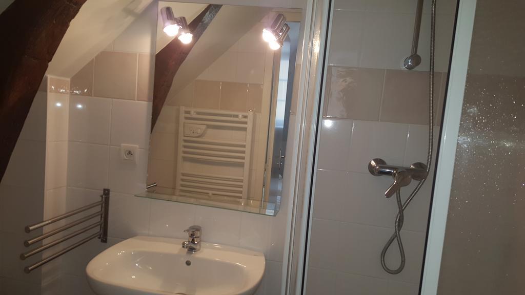 Au Pigeon Blanc Hotel Andouille ภายนอก รูปภาพ